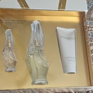 Donna Karan Cashmere Mist Gift Set